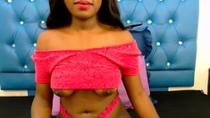 Sexy ebony with nice tits