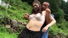 Horny Asian blowjob and cumshot outdoors