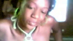 Ebony girl masturbating on webcam